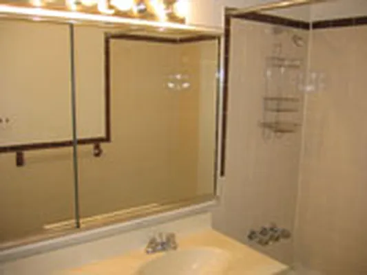 Rented by Eric Goodman Realty Corp | media 5
