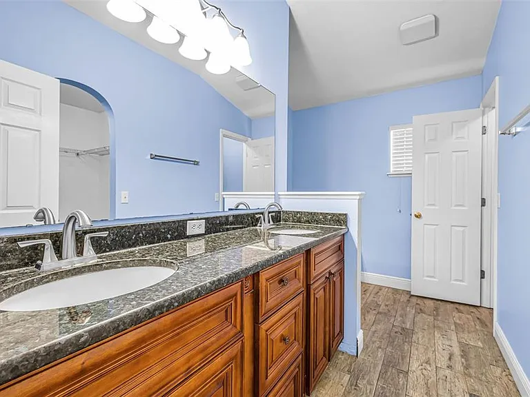 17029 Torvest Ct — Photo 21