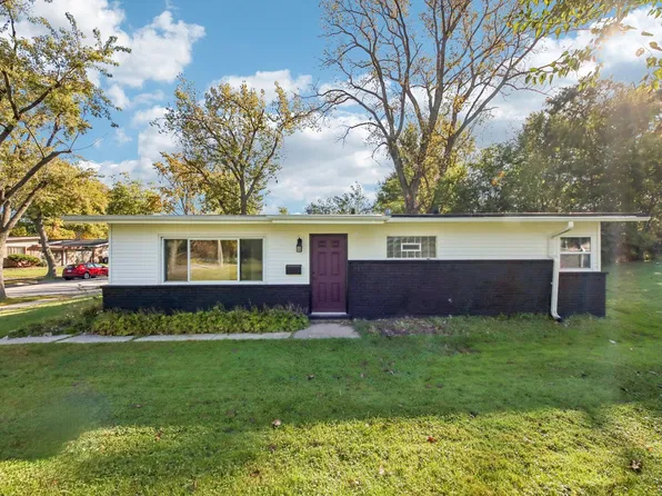 329 Sioux St, Park Forest, IL 60466