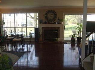 8 Dorset Ct, Princeton, NJ 08540