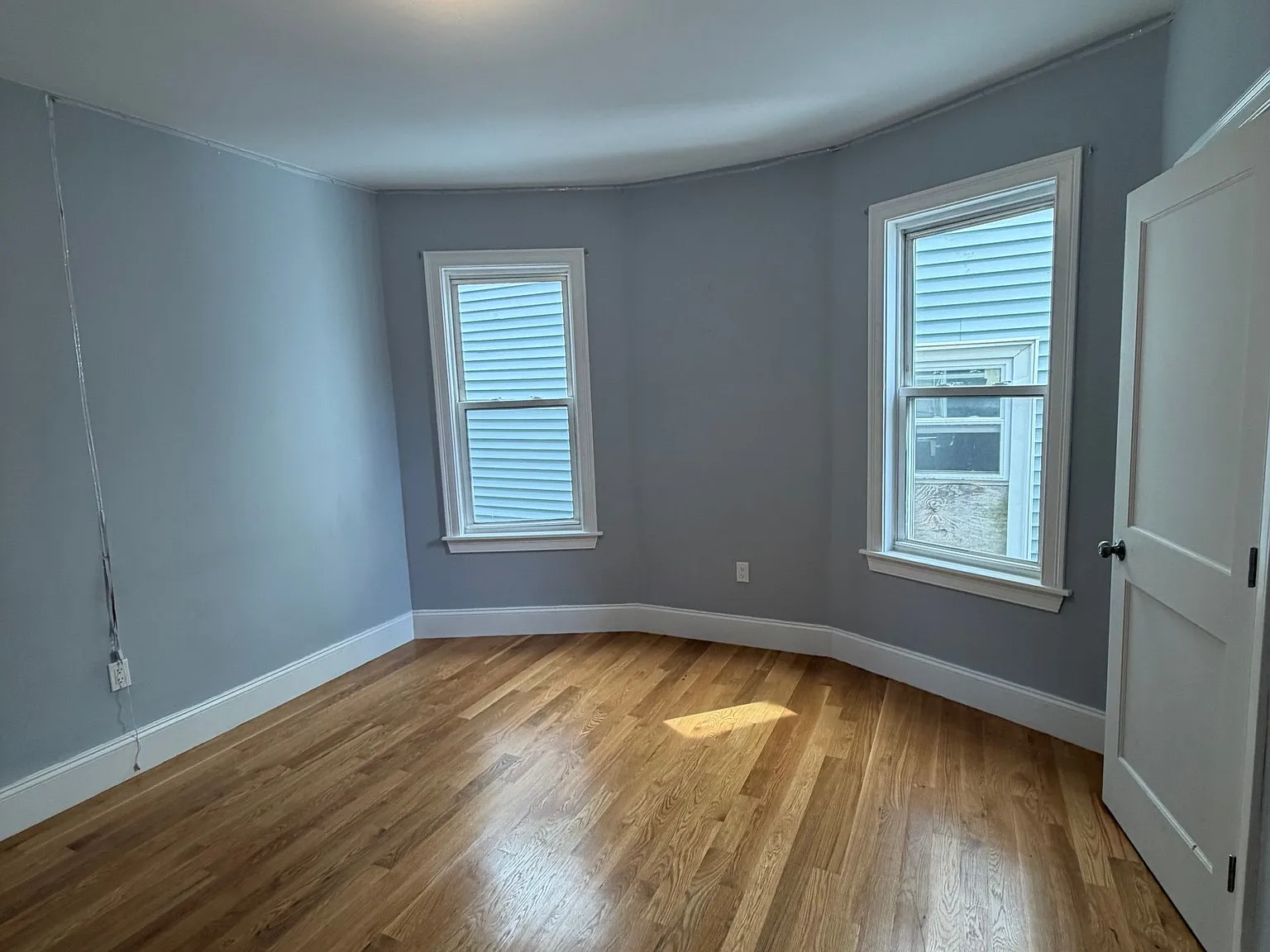 4 bed, 1.5 bath, $3,300 — Photo 3