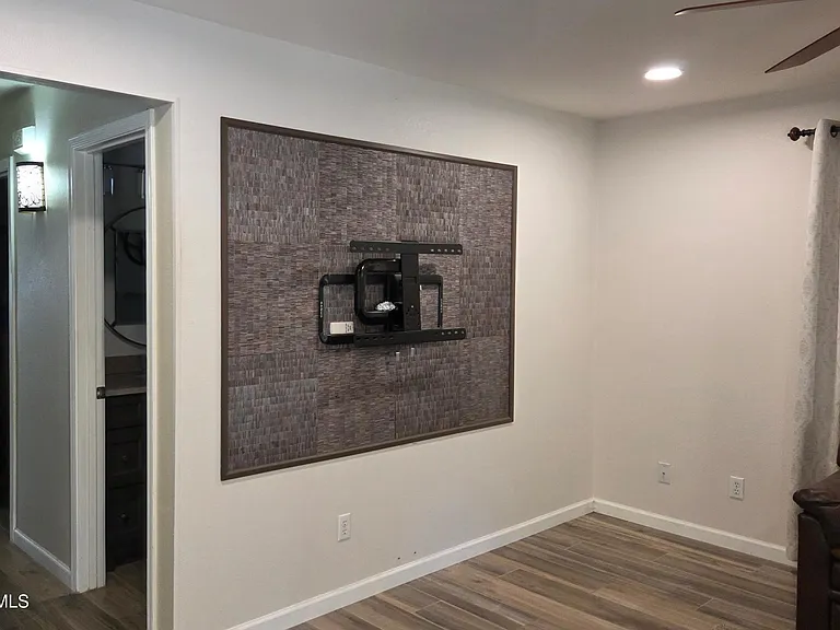 3020 E Friess Dr — Photo 21