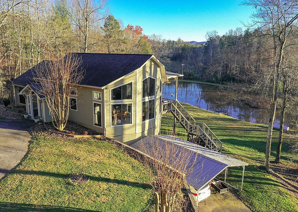 5BR/3BA - 3,654 sq.ft.