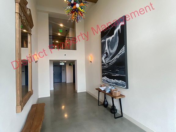 3rd image of 716 Darwin St Unit 301