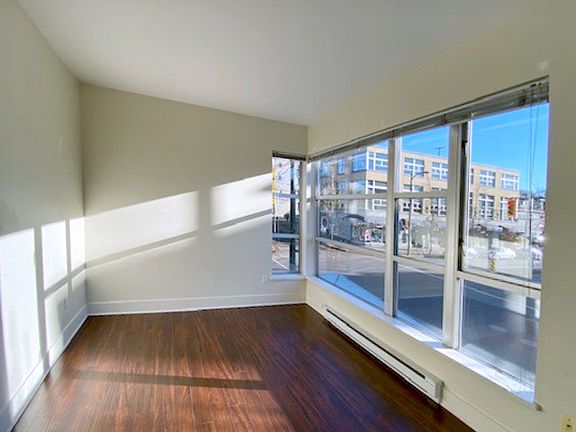 5th image of 2111 W 11th Ave #2D