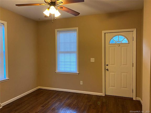 2nd image of 285 Coram Ave
