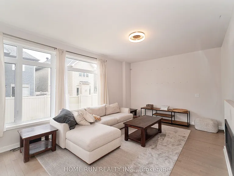 250 Soprano Ave — Photo 11