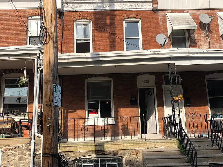 4133 Tower St — Photo 4