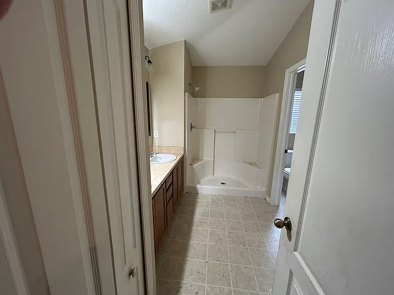 8144 Canterbury Lake Blvd — Photo 7