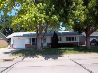 105 S Elder Ave, North Platte, NE 69101