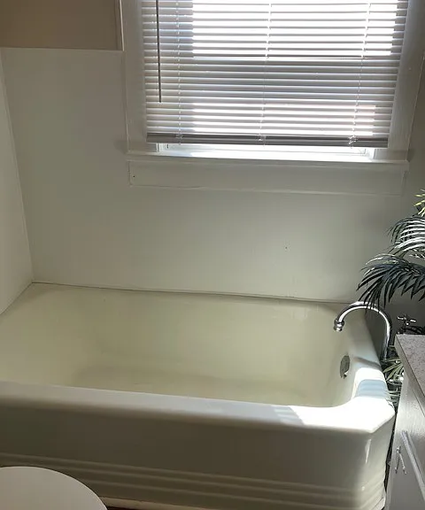 118 N Maple St — Photo 32