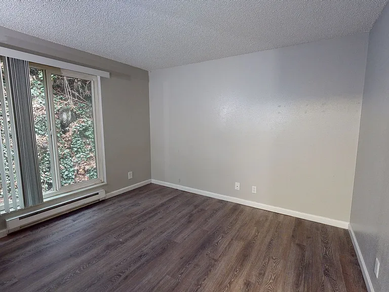 51 Hayes Pl SW — Photo 30