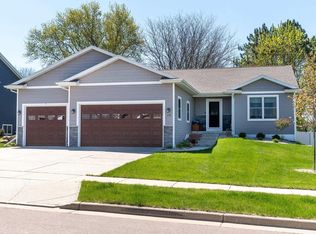 274 Stoddard Dr, Oregon, WI 53575