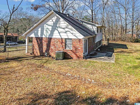 4th image of 5601 Crestview Dr
