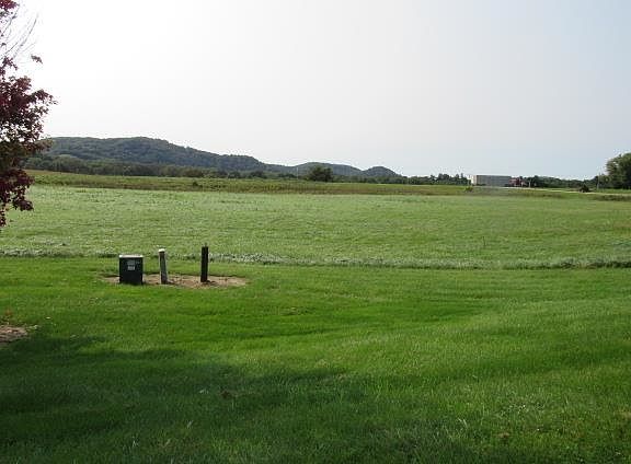 5th image of 23 White Trl