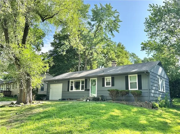 9009 Washington St, Kansas City, MO 64114