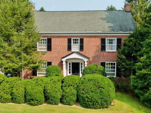 192 Sunset Dr, Ronceverte, WV 24970