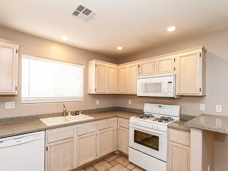 5450 Mercantile St — Photo 7