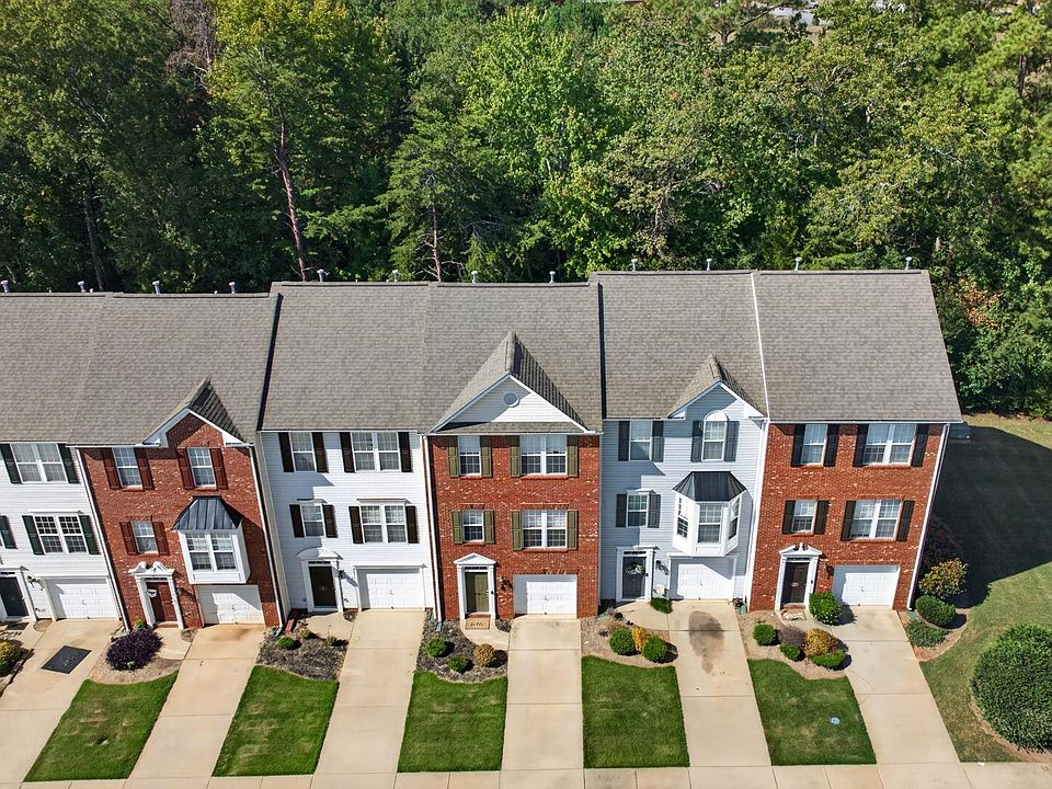 1st image of 218 Cambria Ct