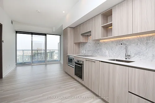 17 Bathurst St #4007 Photo 1