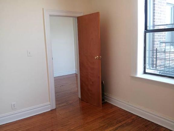 5th image of 525 60th St APT 19