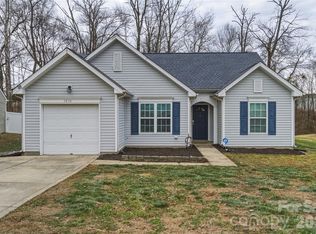 5830 Shining Oak Ln, Charlotte, NC 28269
