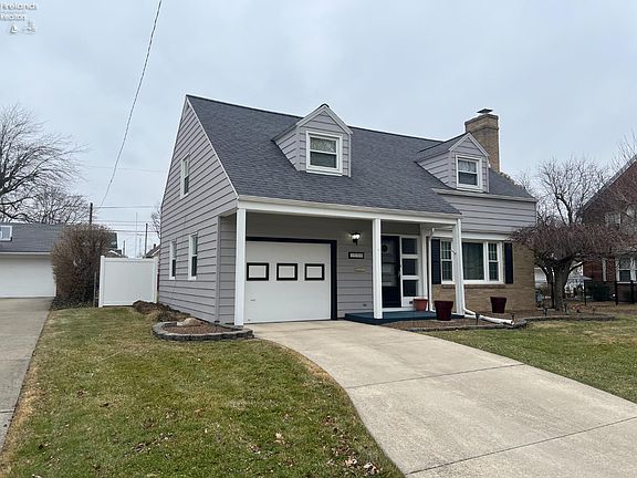 2nd image of 1528 Birchard Ave