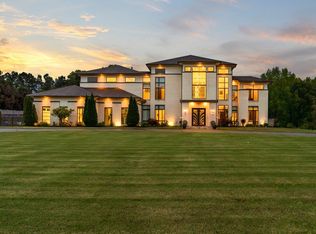 9942 Legends Dr, Collierville, TN 38017