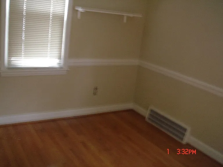 1521 N Vermont Ave — Photo 18