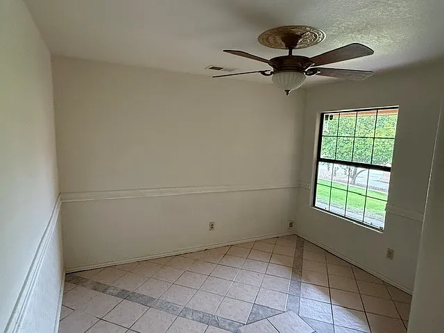 54420 Eisenhower Dr — Photo 18