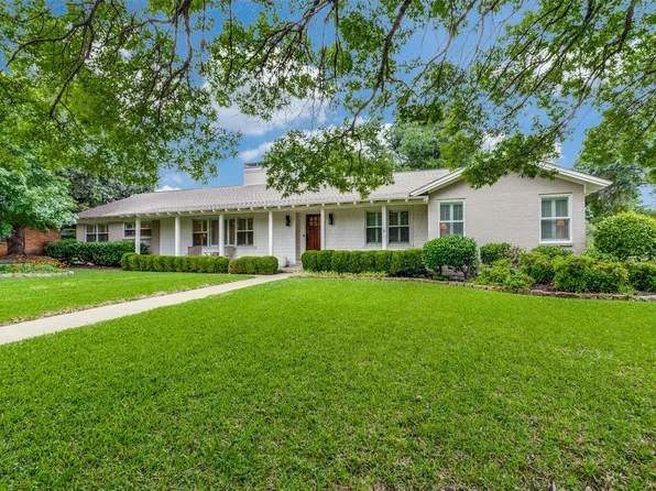 6466 Woodstock Rd, Fort Worth, TX 76116