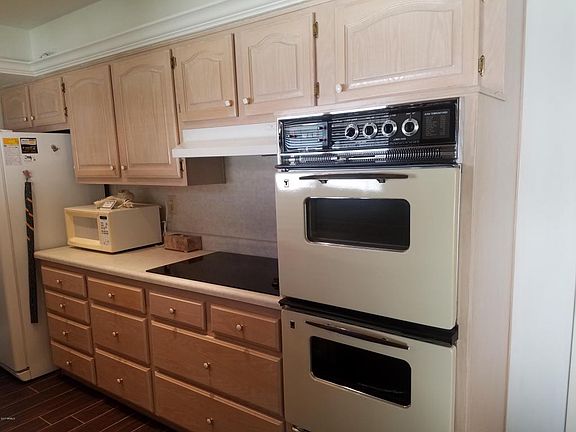 2nd image of 17606 N 105th Ave