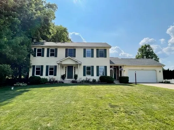 11039 Timber Ln, Plymouth, IN 46563