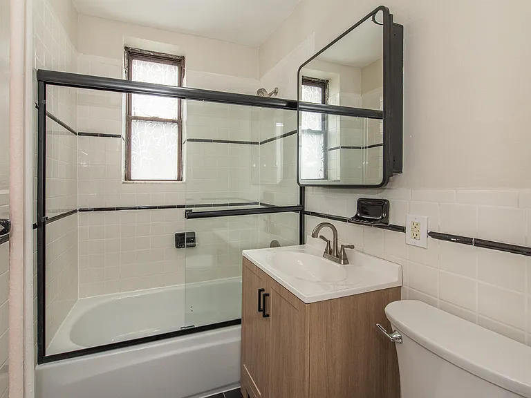 7111 Palisade Ave #B2 — Photo 4