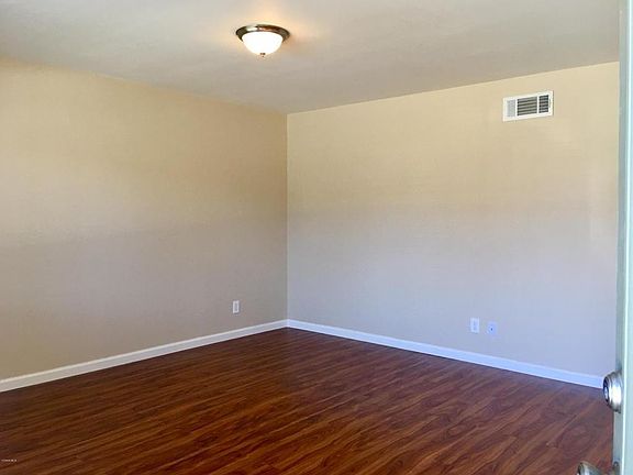4th image of 1183 Acadia Pl