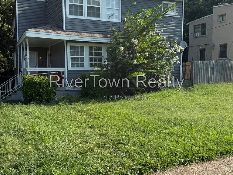 1766 Brown Ave — Photo 1
