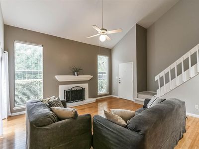 8100 Cambridge St APT 60, Houston, TX, 77054