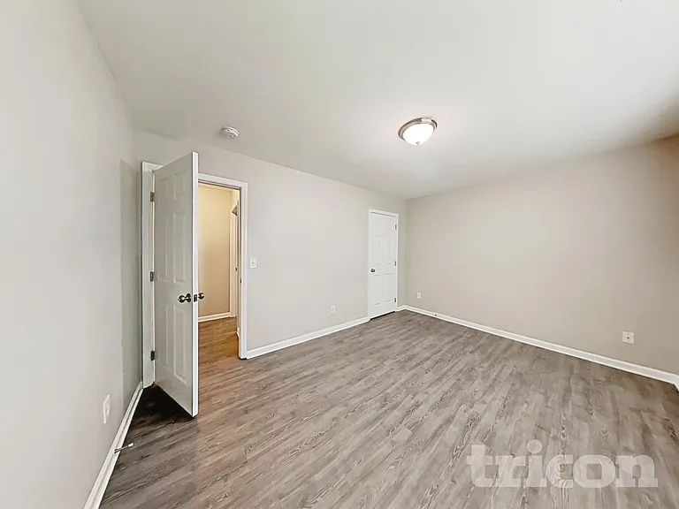 5213 Hildreth Ct — Photo 11