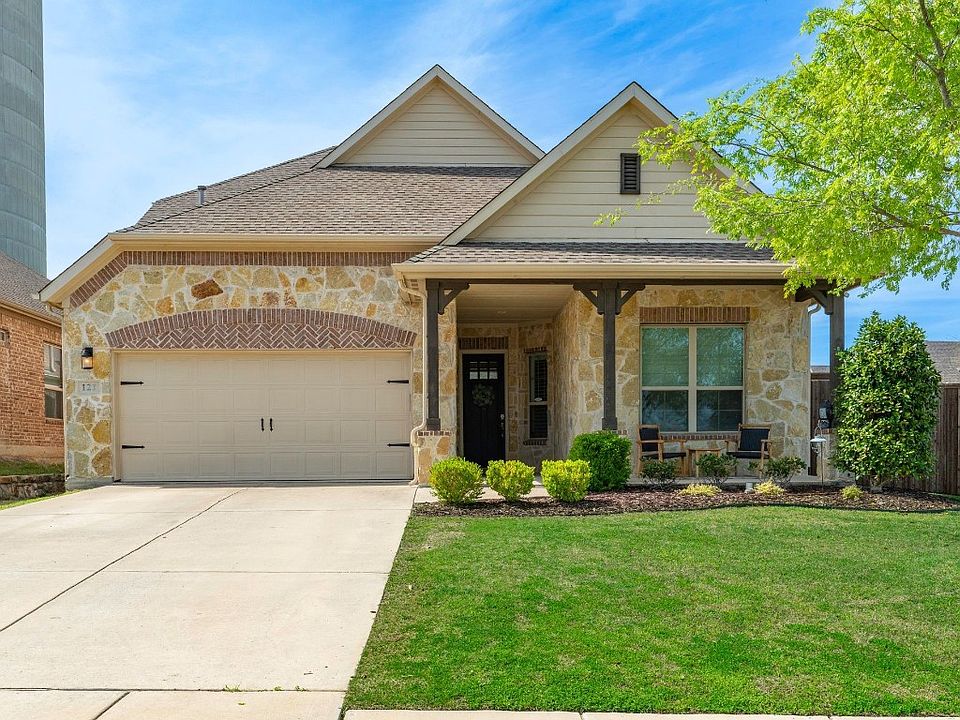 1st image of 121 Leadville Way