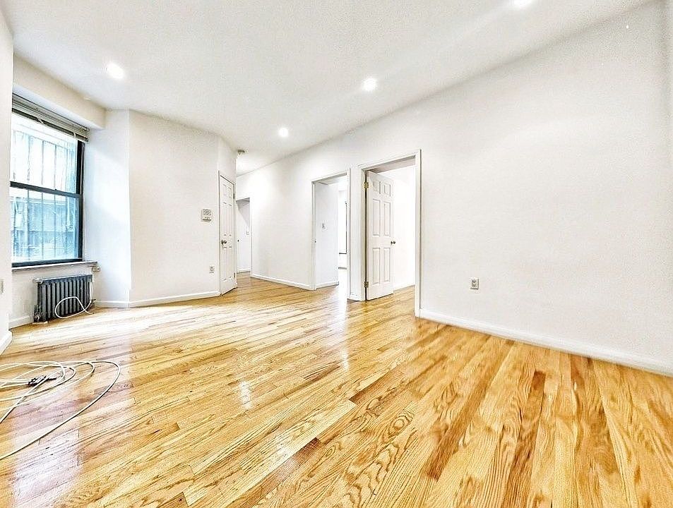 1st image of 237 E 5th St APT 6