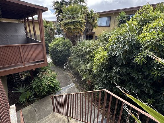 2nd image of 16060 Maubert Ave