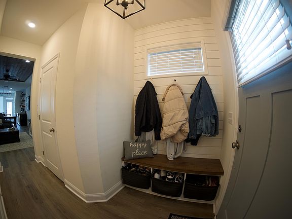 3rd image of 5635 Fletcher Oaks Dr