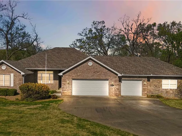 21 Burnmouth Ln, Bella Vista, AR 72715
