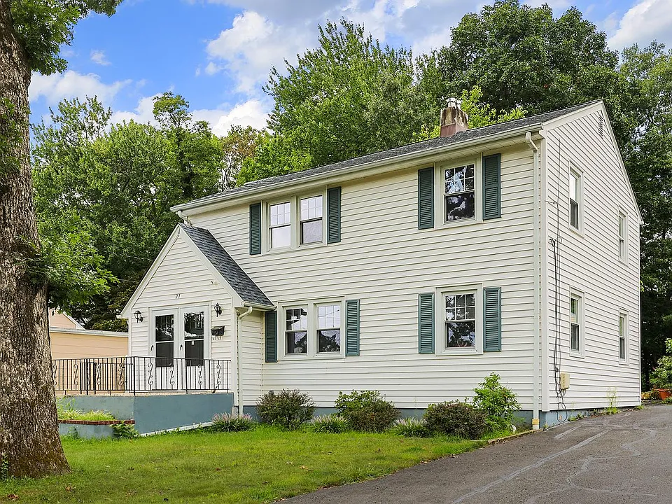 21 Old South Ave #1