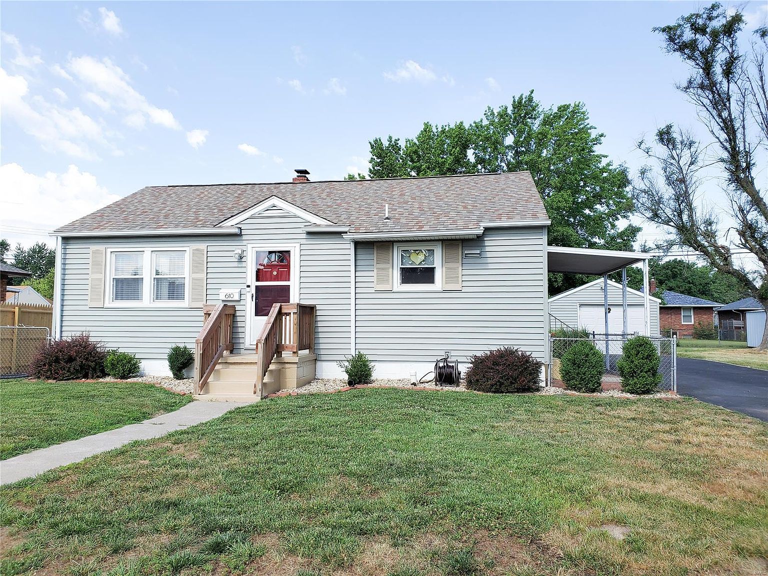 610 N 3rd St, Wood River, IL 62095 Zillow
