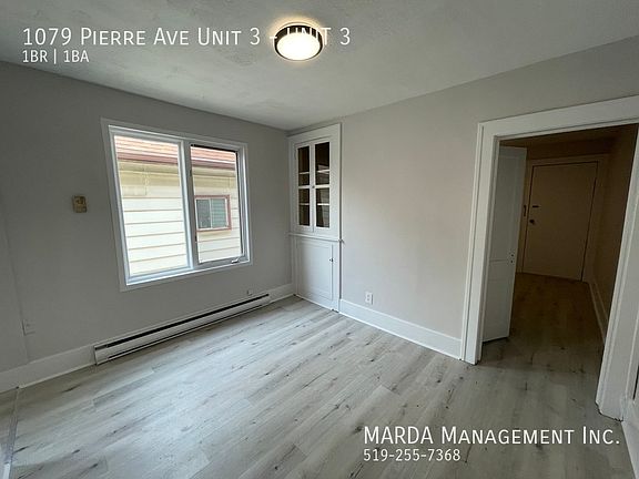 3rd image of 1079 Pierre Ave #3