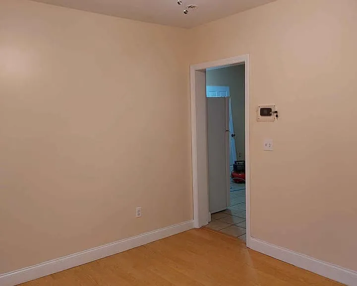 522 Parker St — Photo 5