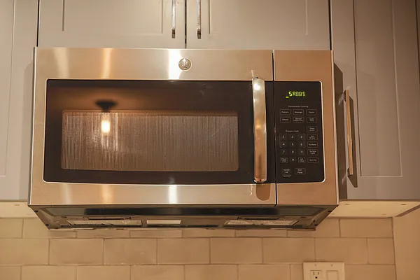 Rented by Prime Square Realty | media 11