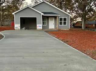 227 Oak St, Chesnee, SC 29323