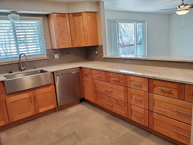8820 W 32nd Ave — Photo 3